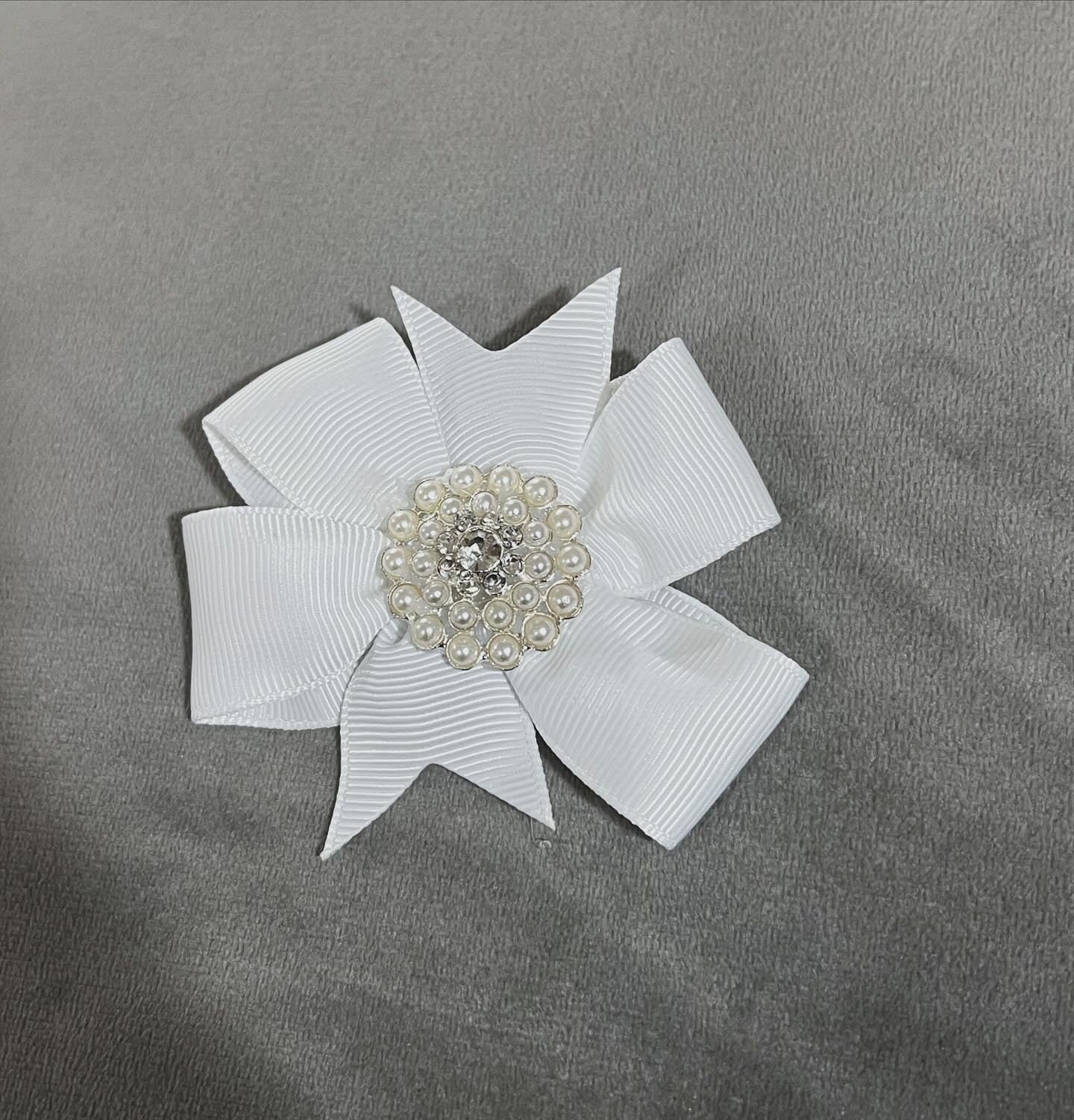Mini Broach Bows π€