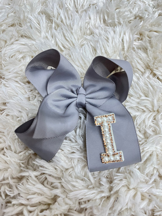 Large Pearl Intial Bow- LETTER I