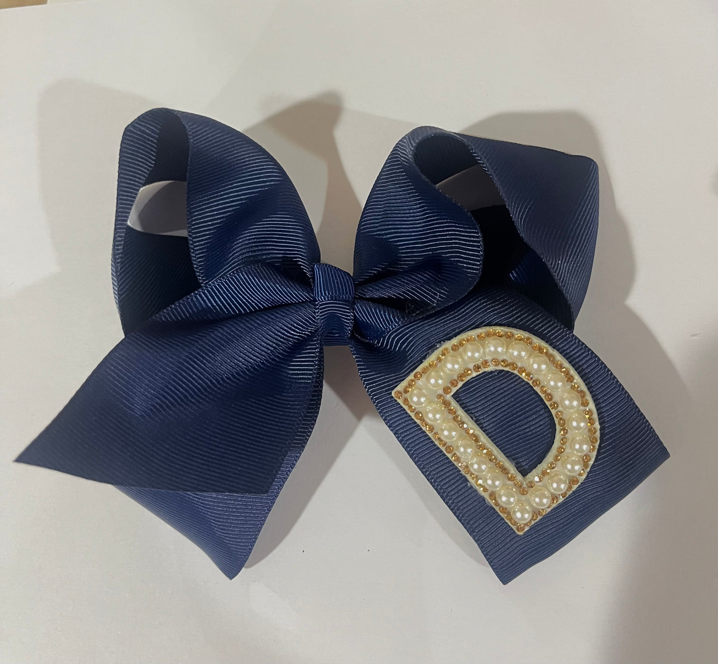 Large Pearl Intial Bow- LETTER D