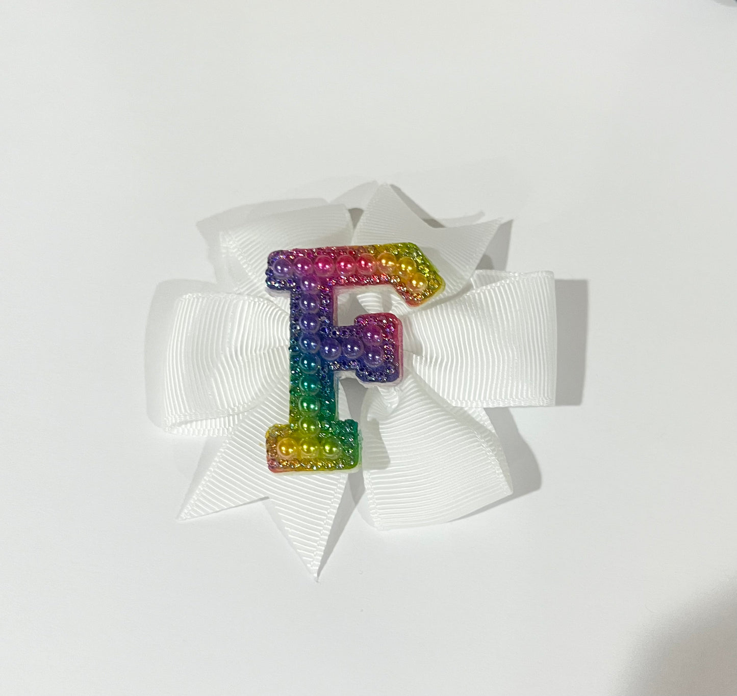 Mini Pearl Initial Bow- LETTER F