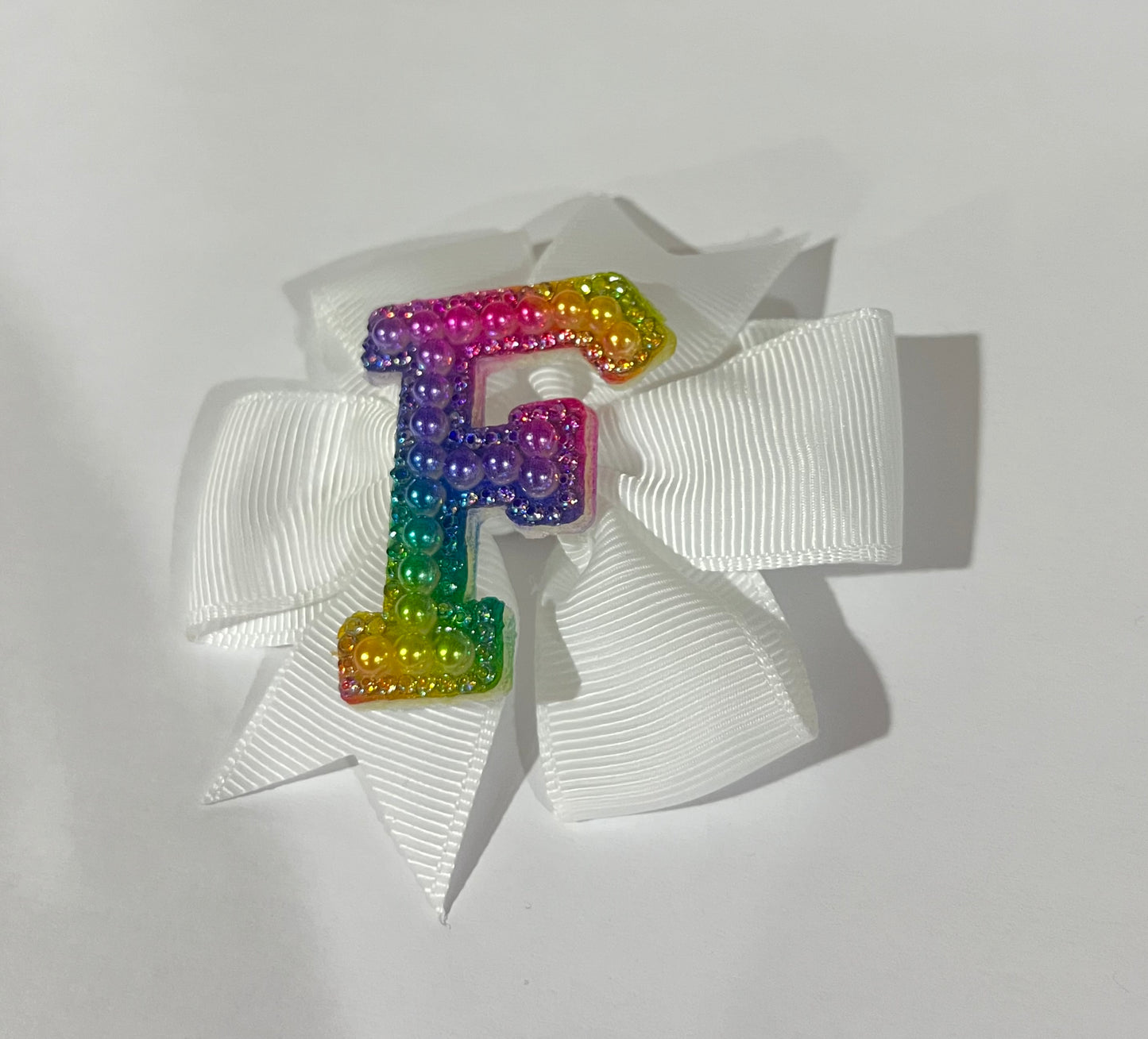 Mini Pearl Initial Bow- LETTER F